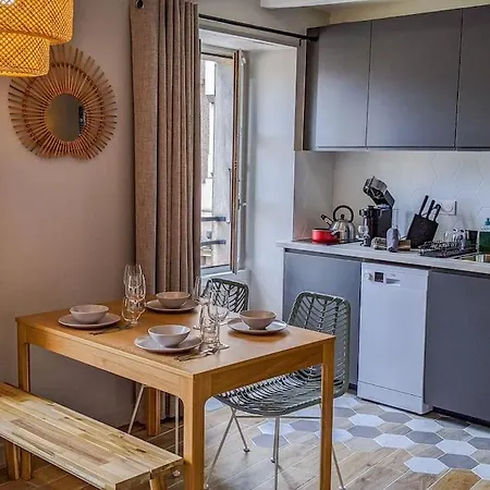 L'instant Paquier 3 Etoiles - Vieille Ville, Face Au Lac, 6 Personnes
